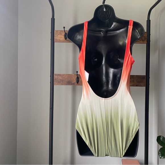 Vince Camuto women’s Dip-Dye Scoop Neck One-Piece Safari Green ombré size 12 NEW - Picture 6 of 6